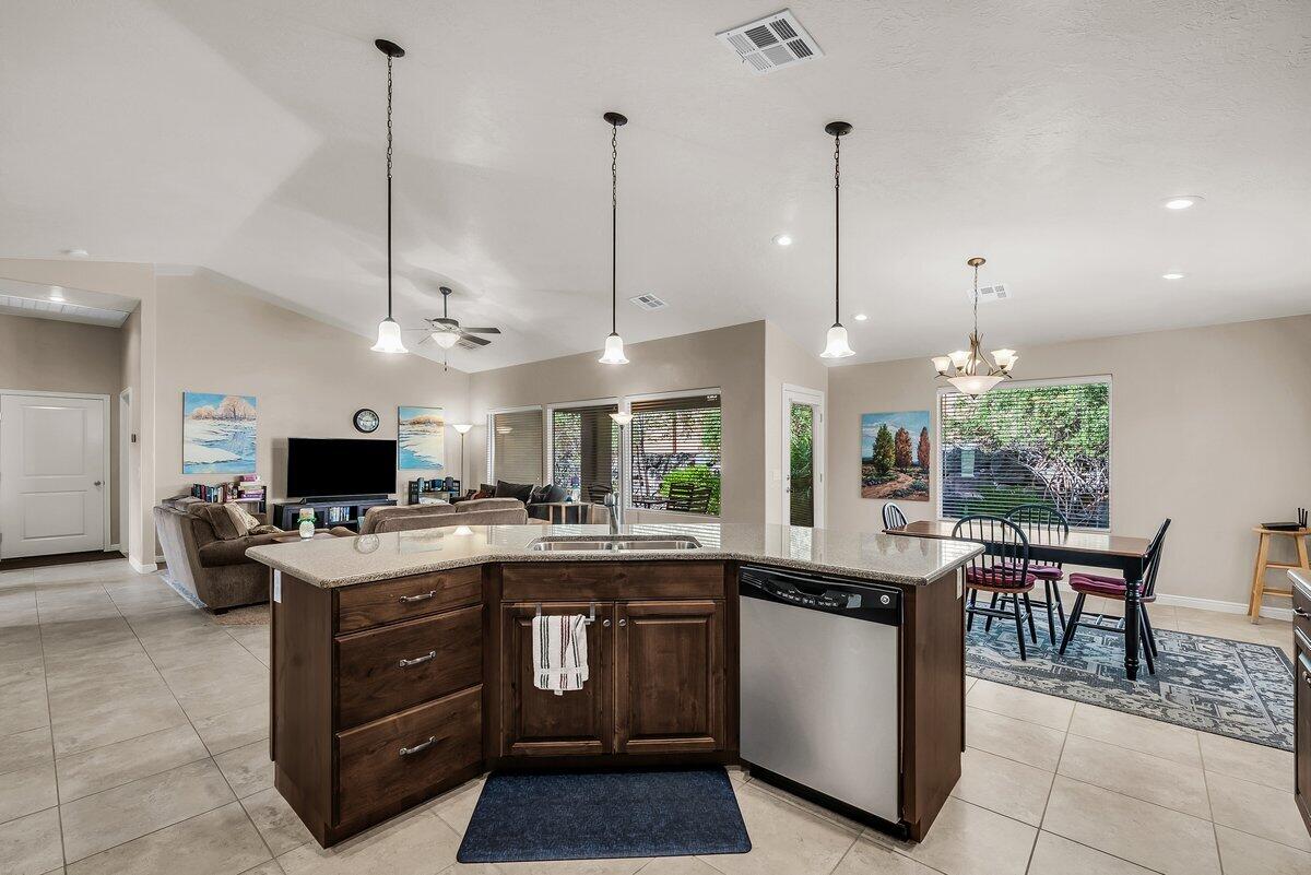 OLIVE GROVE - Residential