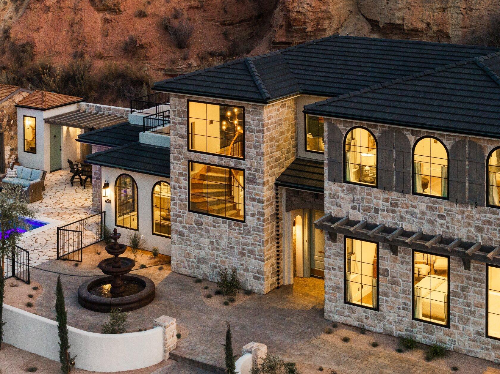 ROCKVILLE TOWNSITE - Residential