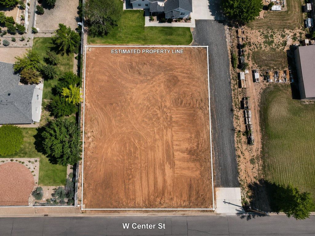 Photo of 0.35 acres on Center Street, La Verkin, UT 84745 (MLS # 26-272428)