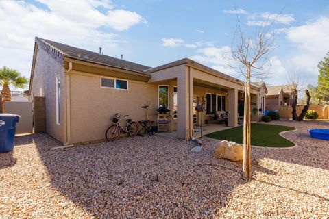 Tiny photo for 1632 W WONDERSTONE DR, Saint George, UT 84790 (MLS # 26-268002)
