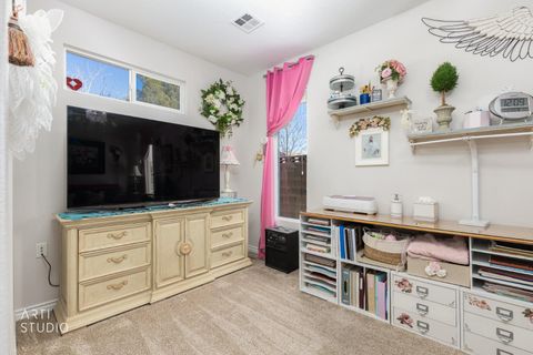 Tiny photo for 1632 W WONDERSTONE DR, Saint George, UT 84790 (MLS # 26-268002)