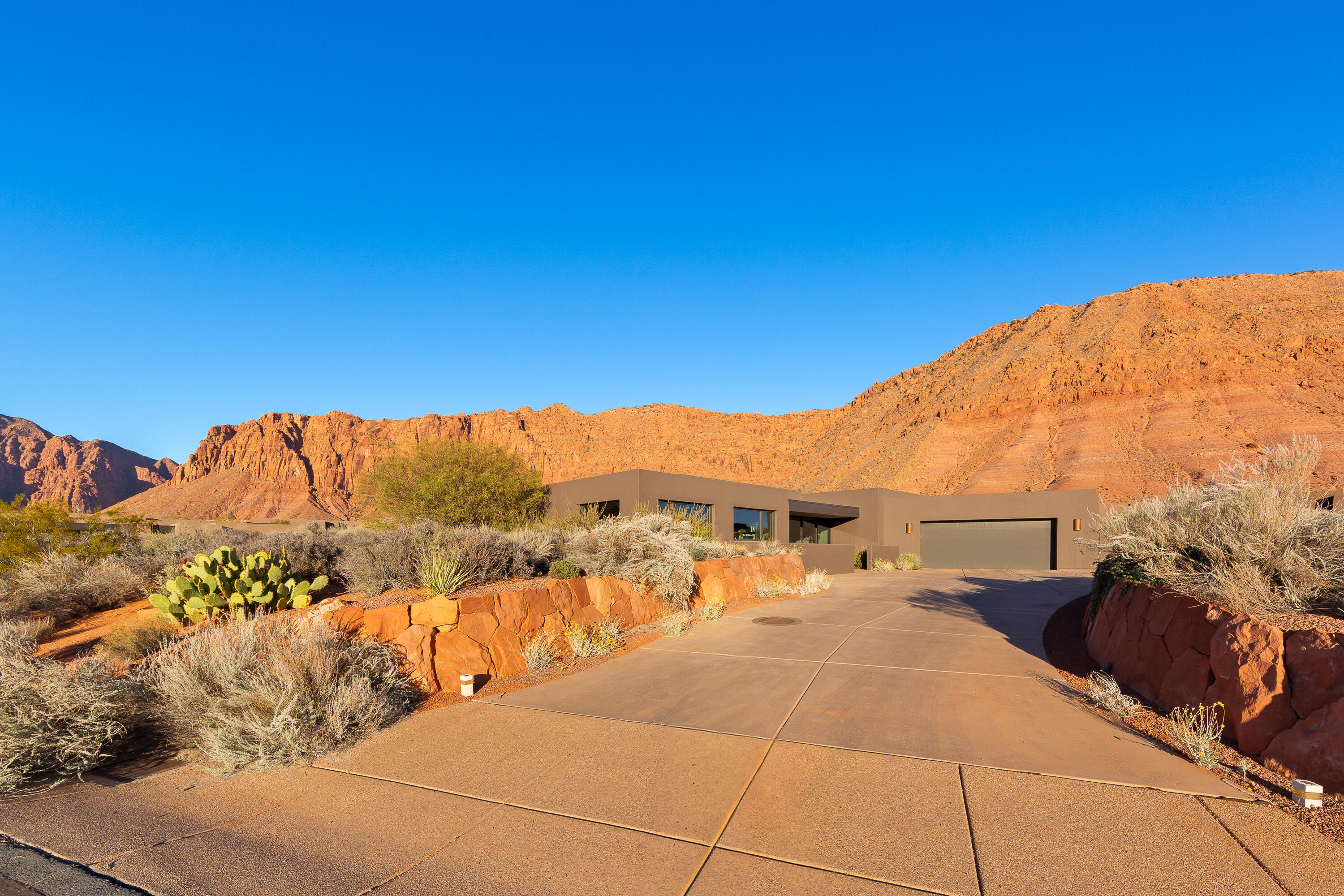 TAVIAWK - Residential