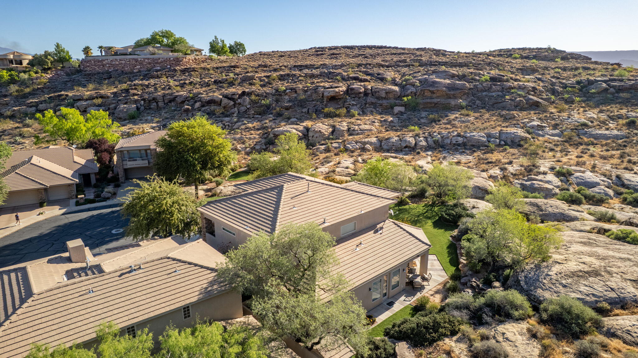 STONE CLIFF TOWNHOMES - Residential