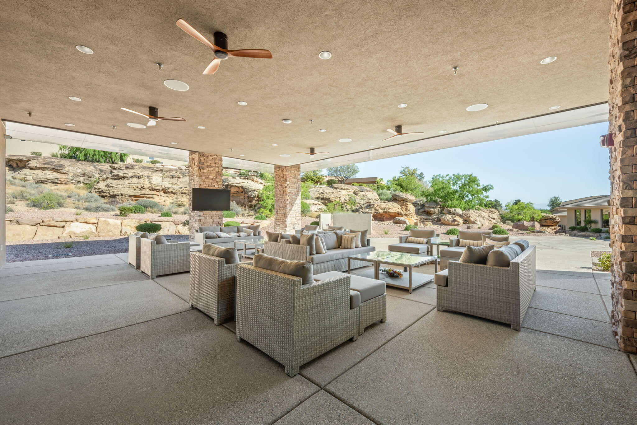 STONE CLIFF TOWNHOMES - Residential