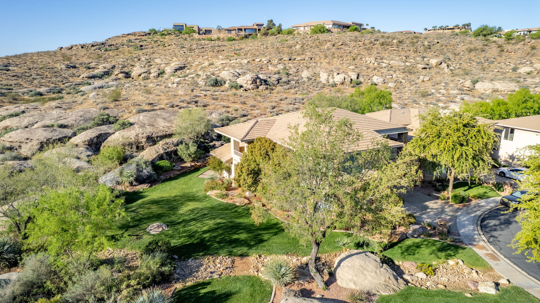 STONE CLIFF TOWNHOMES - Residential
