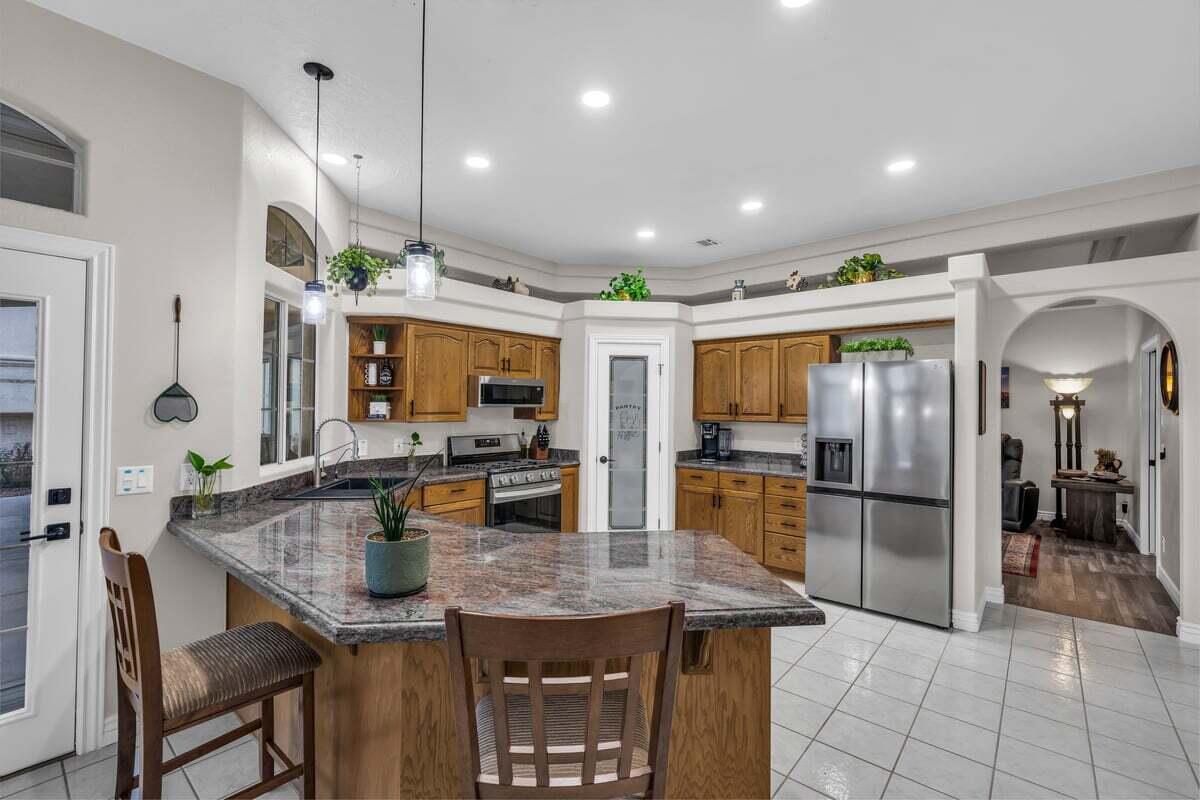 FAIRWAY HILLS - Residential