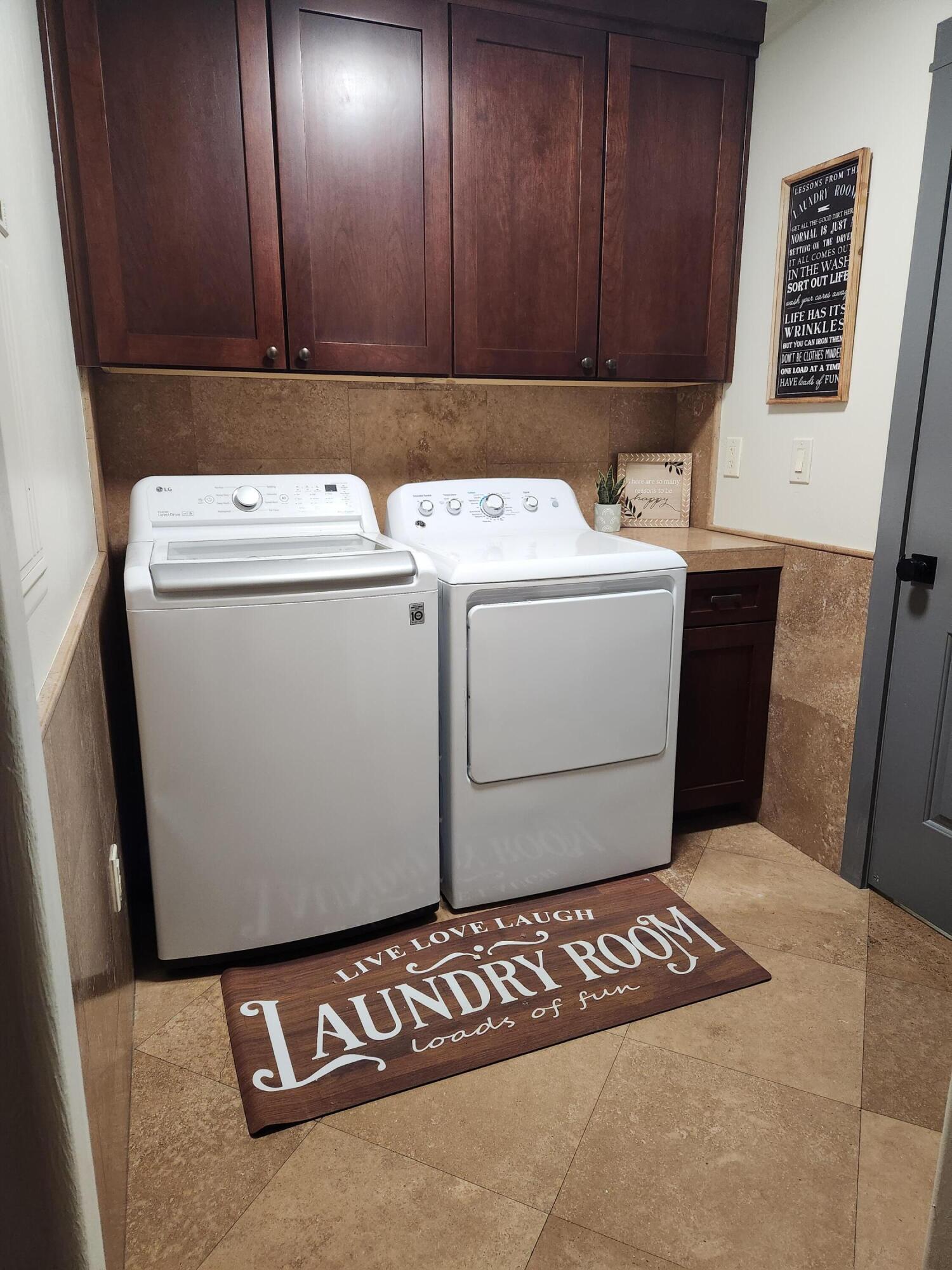 TOQUERVILLE TOWNSITE - Residential