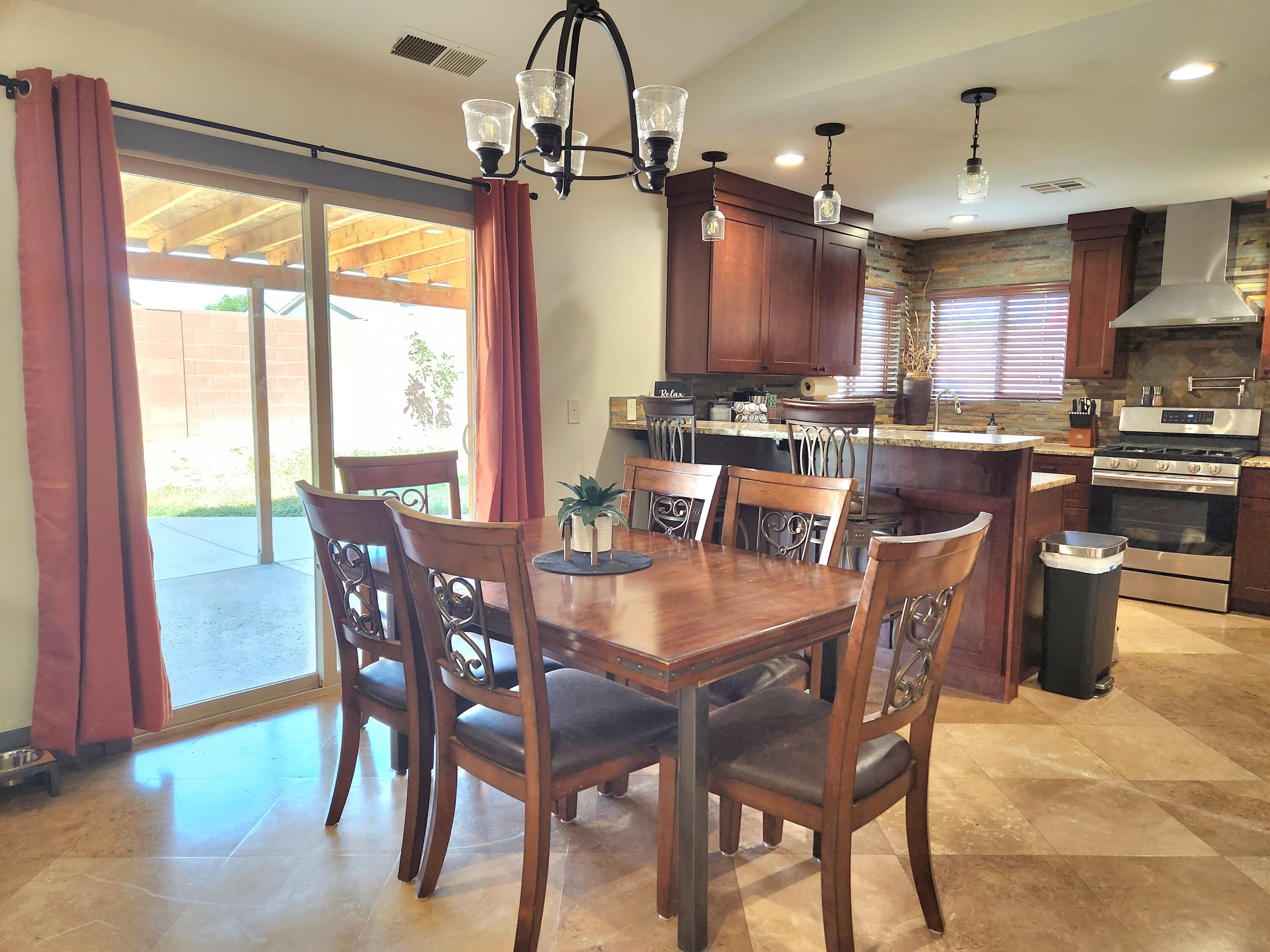 TOQUERVILLE TOWNSITE - Residential