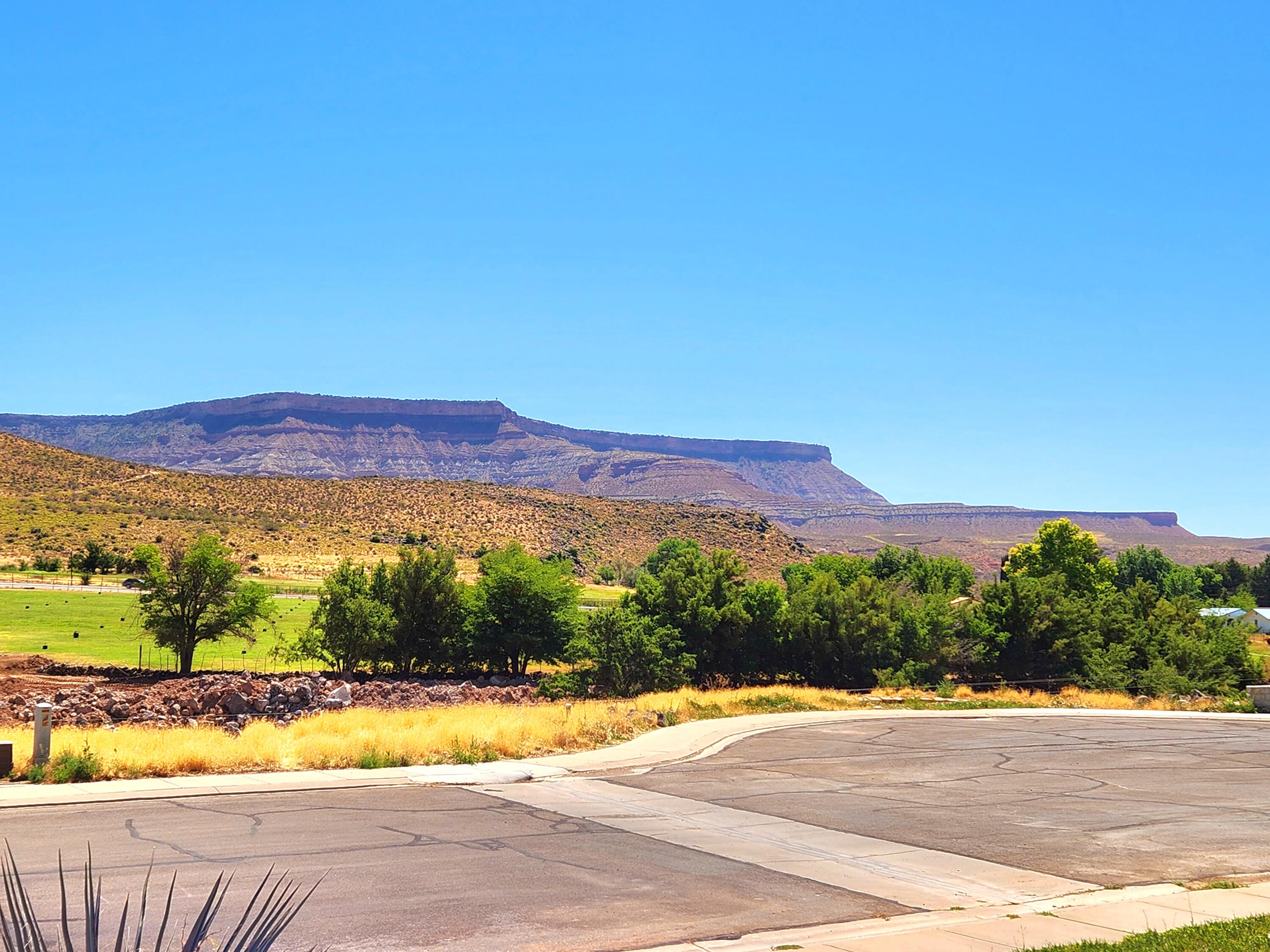 TOQUERVILLE TOWNSITE - Residential