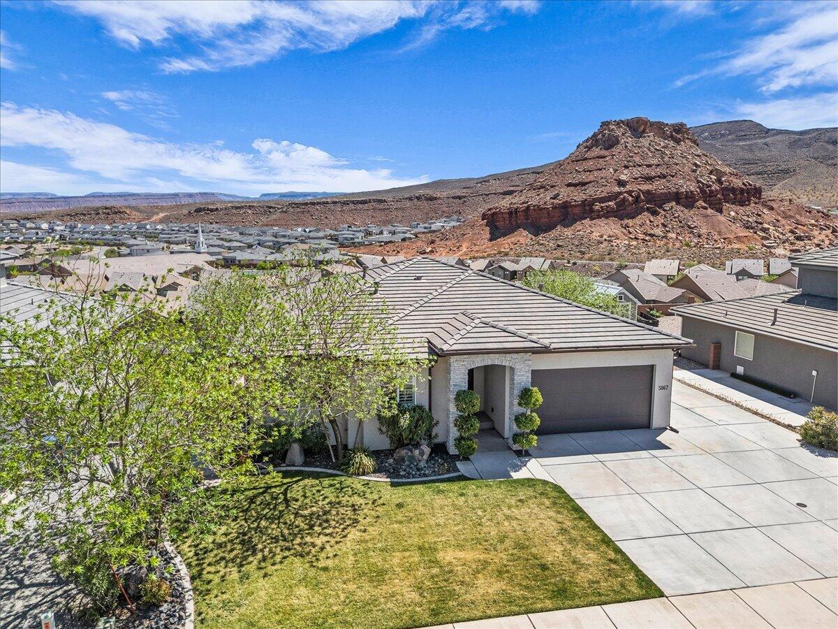 DESERT CREST - Residential