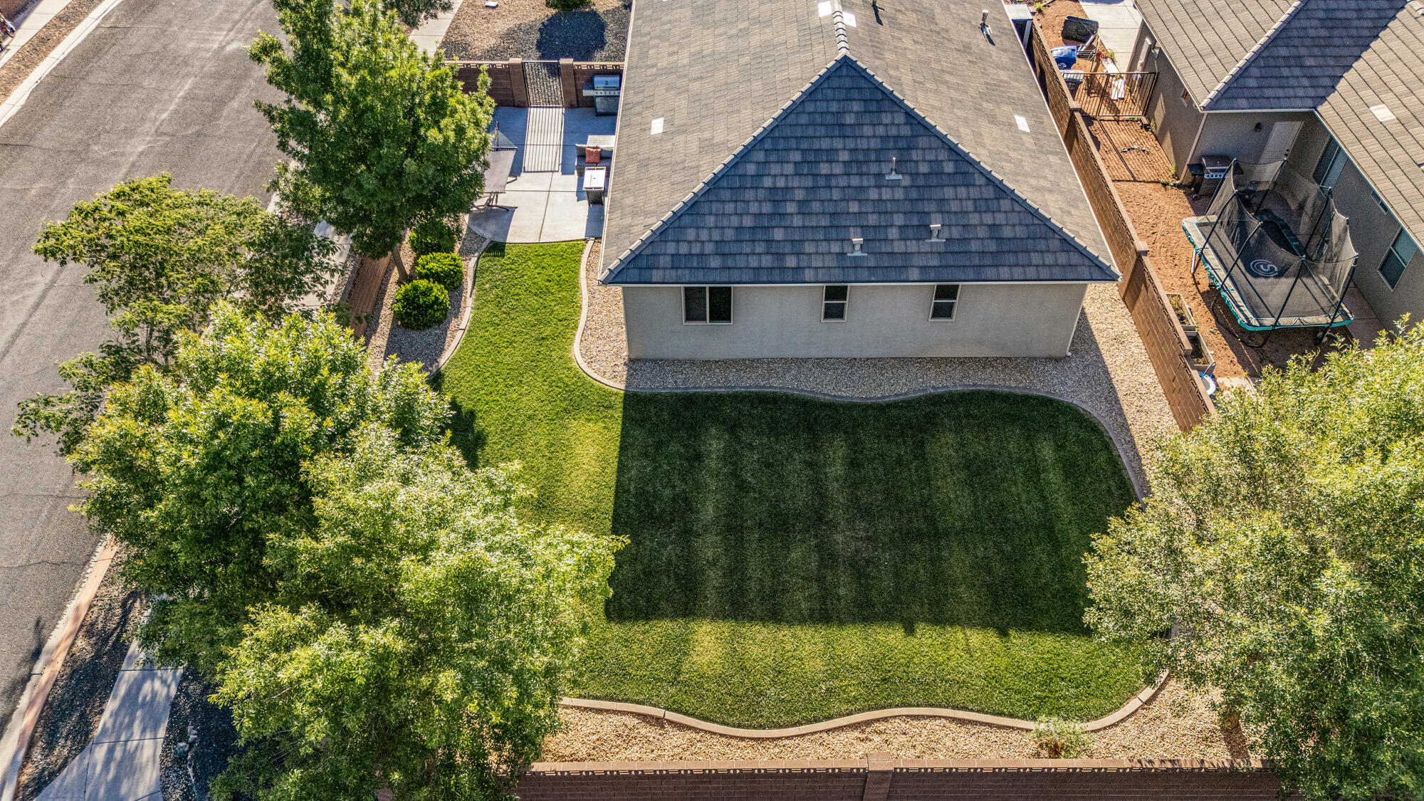 IVY WOOD - Residential