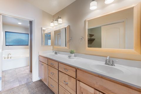 Tiny photo for 2169 S Legacy DR, Saint George, UT 84770 (MLS # 25-265113)