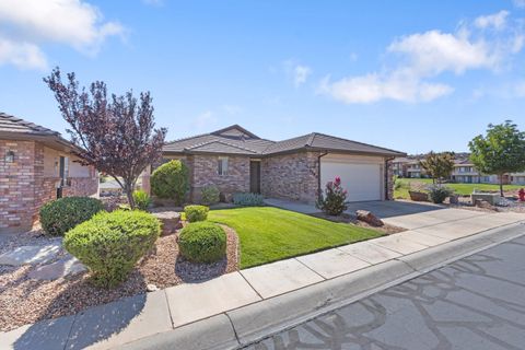 Tiny photo for 2169 S Legacy DR, Saint George, UT 84770 (MLS # 25-265113)