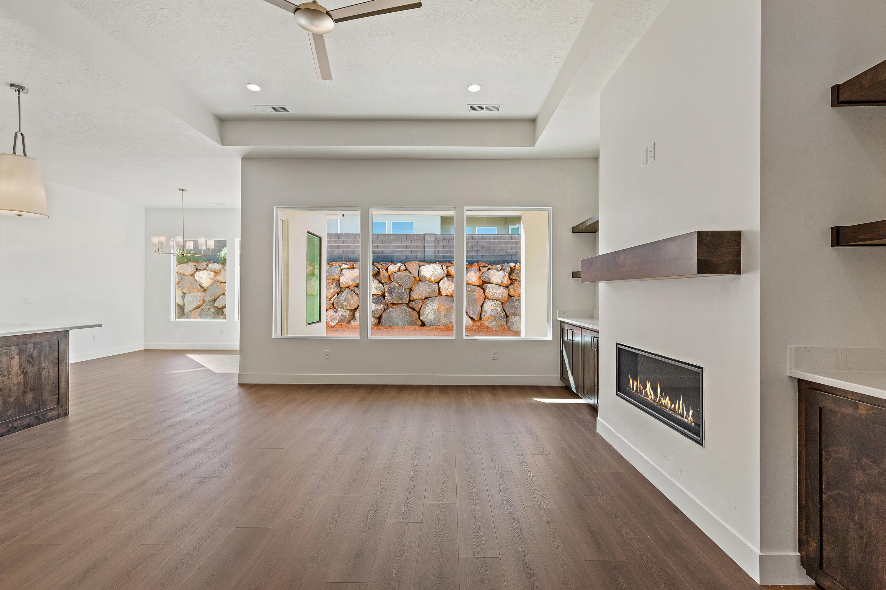 SAND HOLLOW VILLAGE - Residential