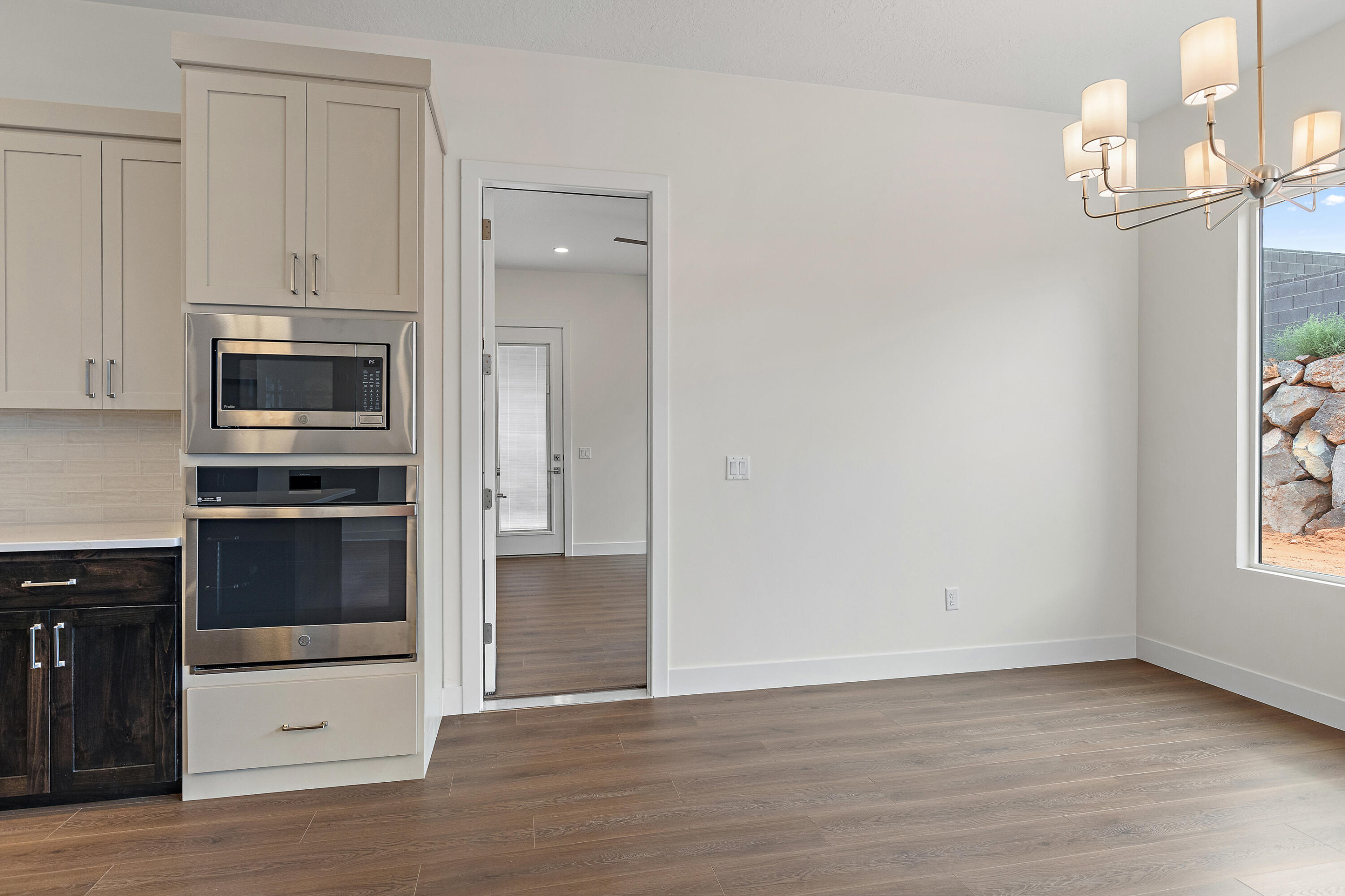 SAND HOLLOW VILLAGE - Residential