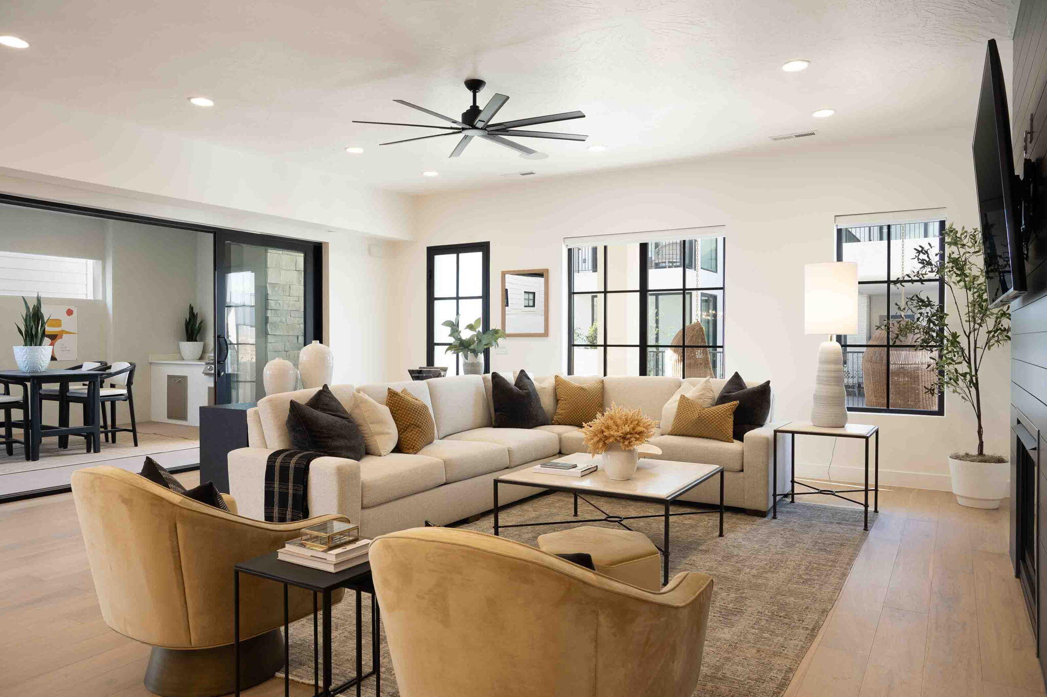 DESERT COLOR RESORT - Residential