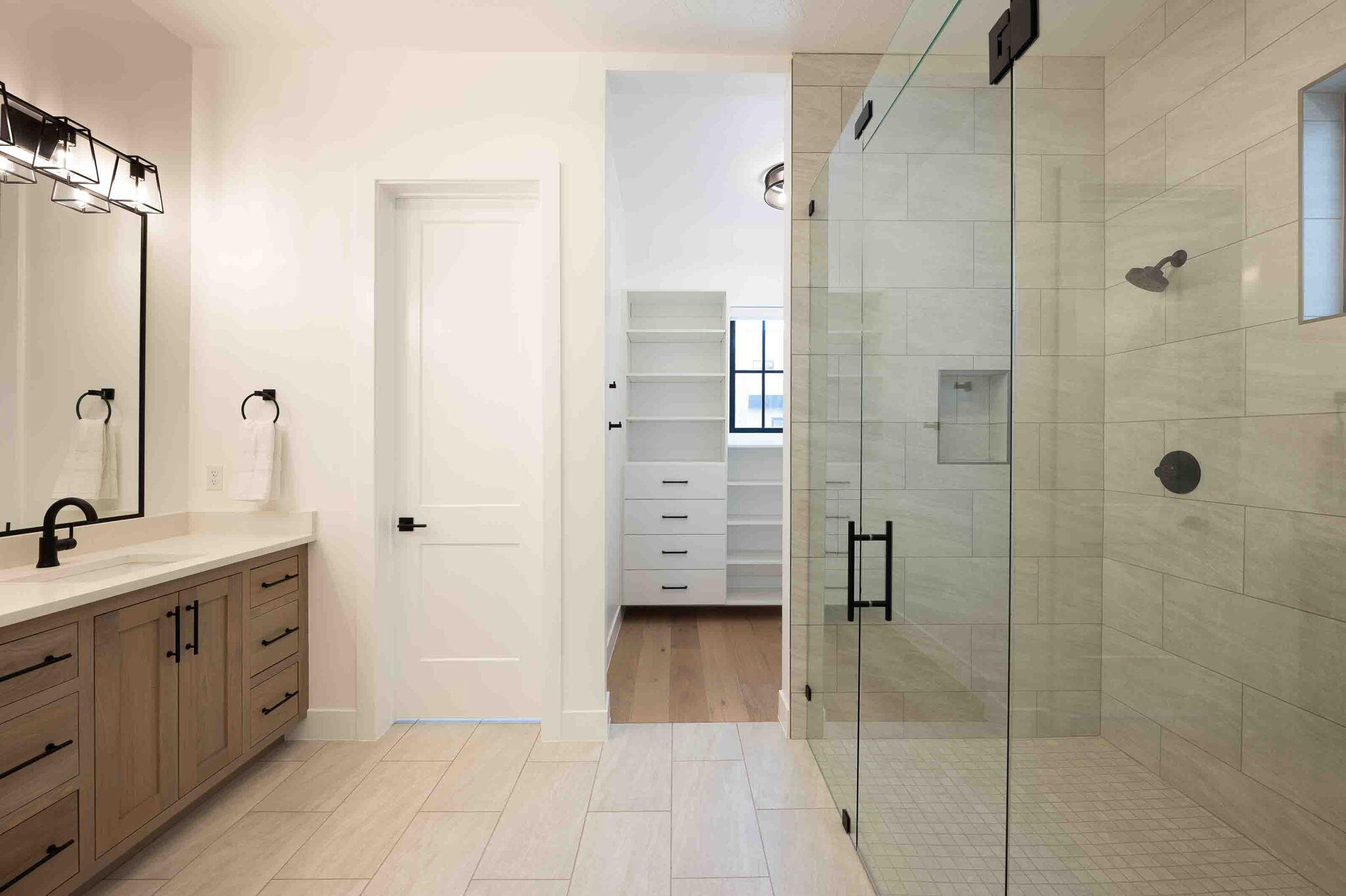 DESERT COLOR RESORT - Residential