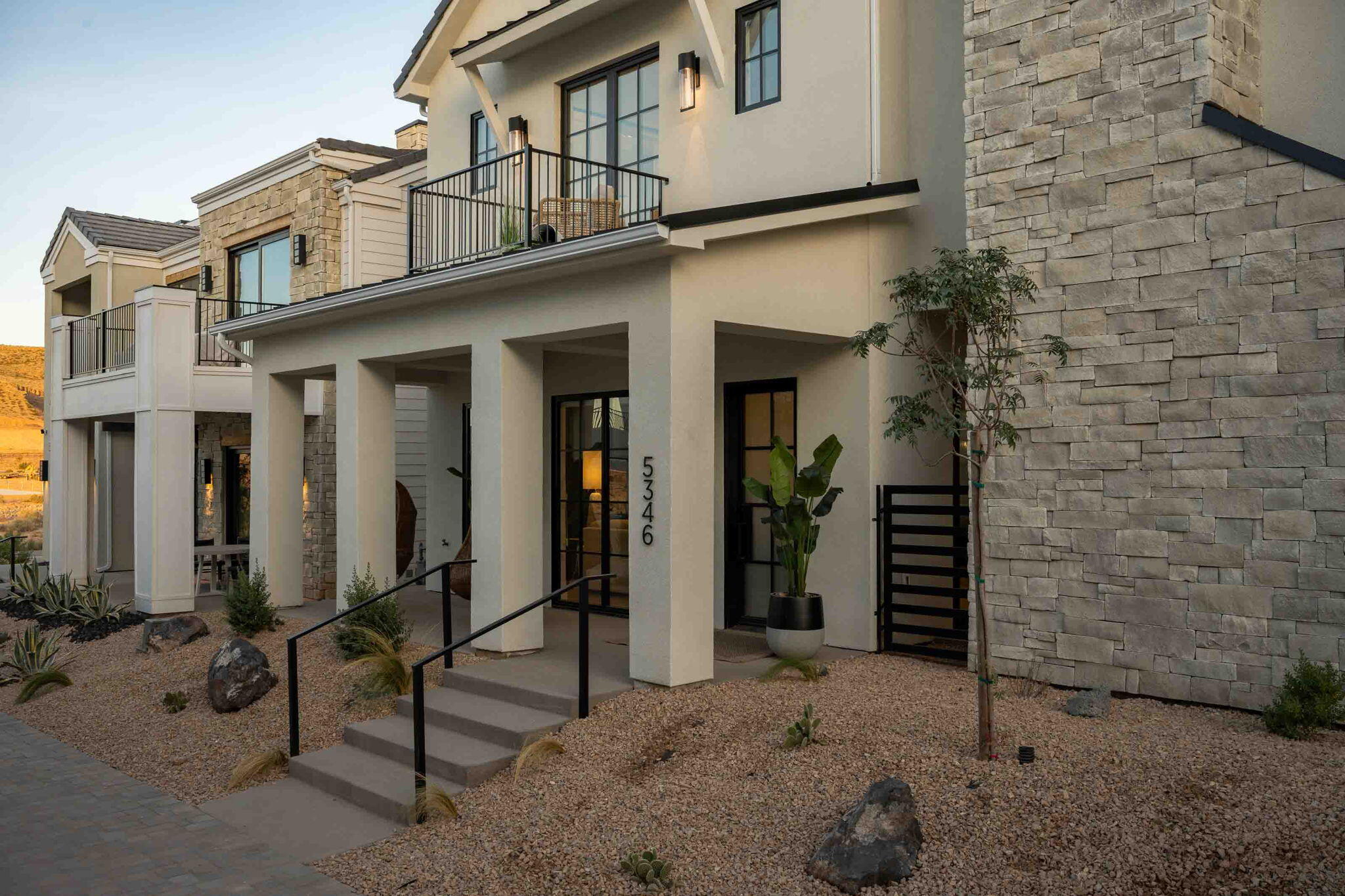 DESERT COLOR RESORT - Residential