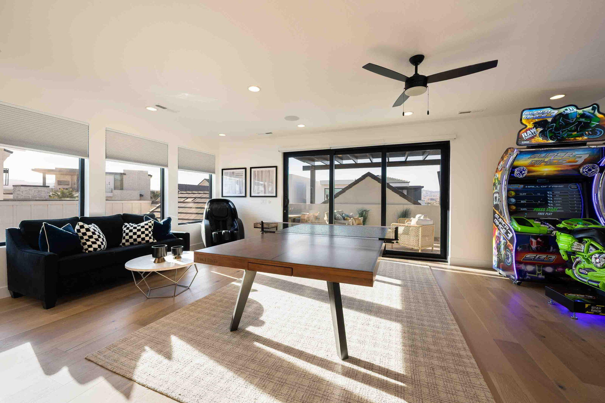 DESERT COLOR RESORT - Residential