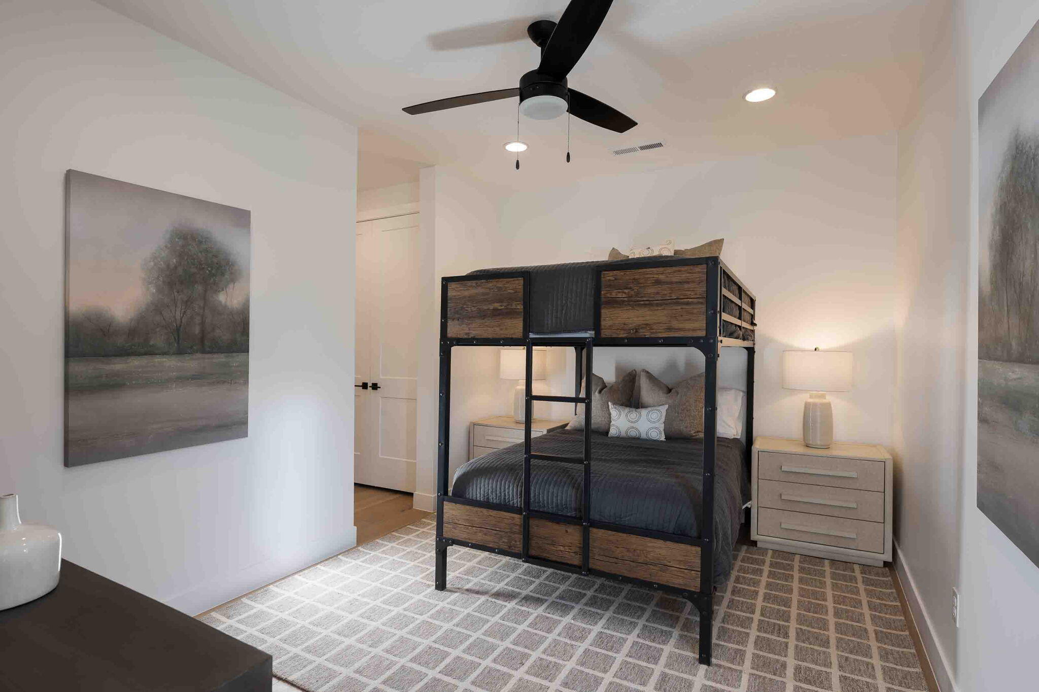 DESERT COLOR RESORT - Residential