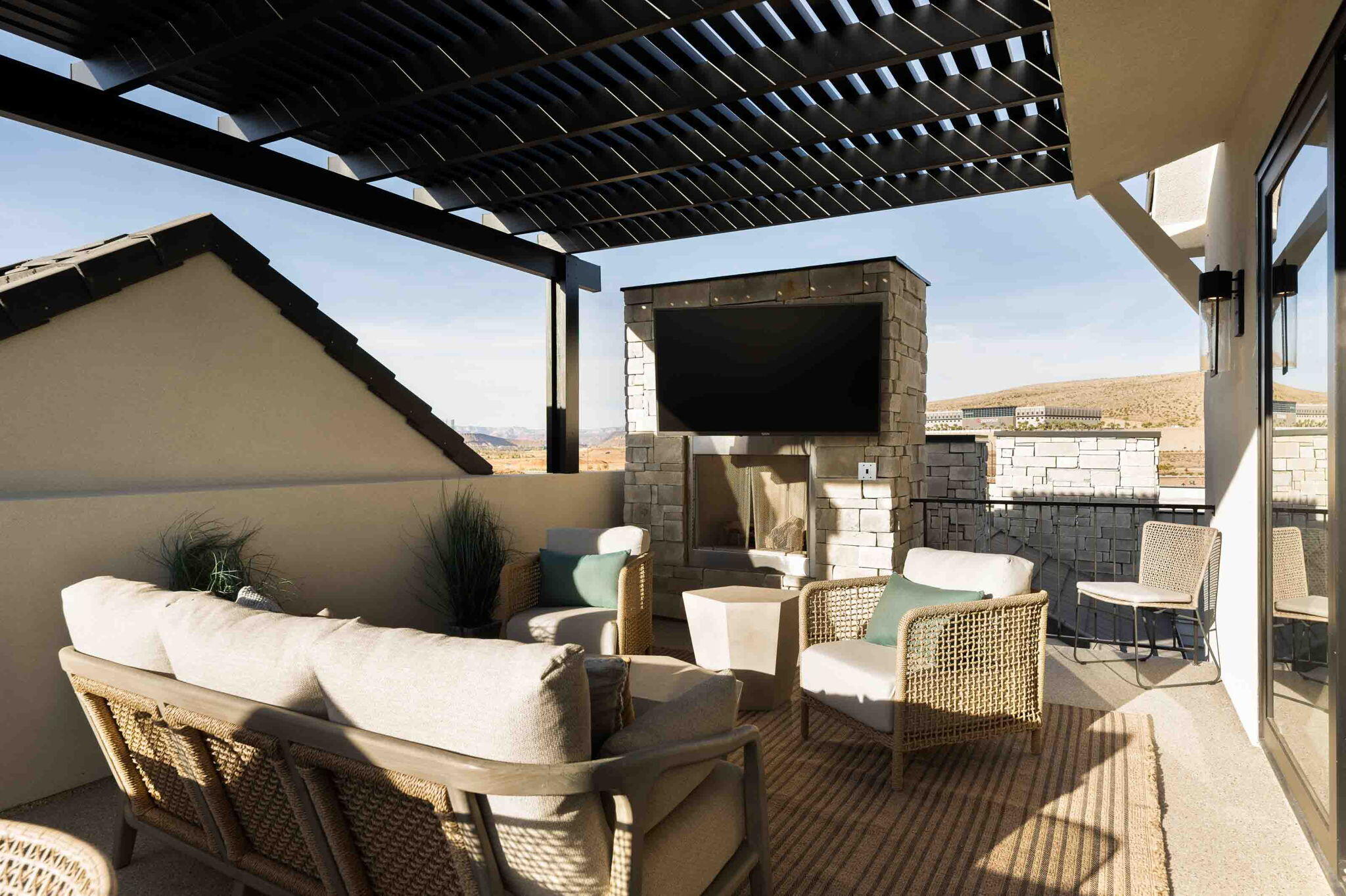 DESERT COLOR RESORT - Residential