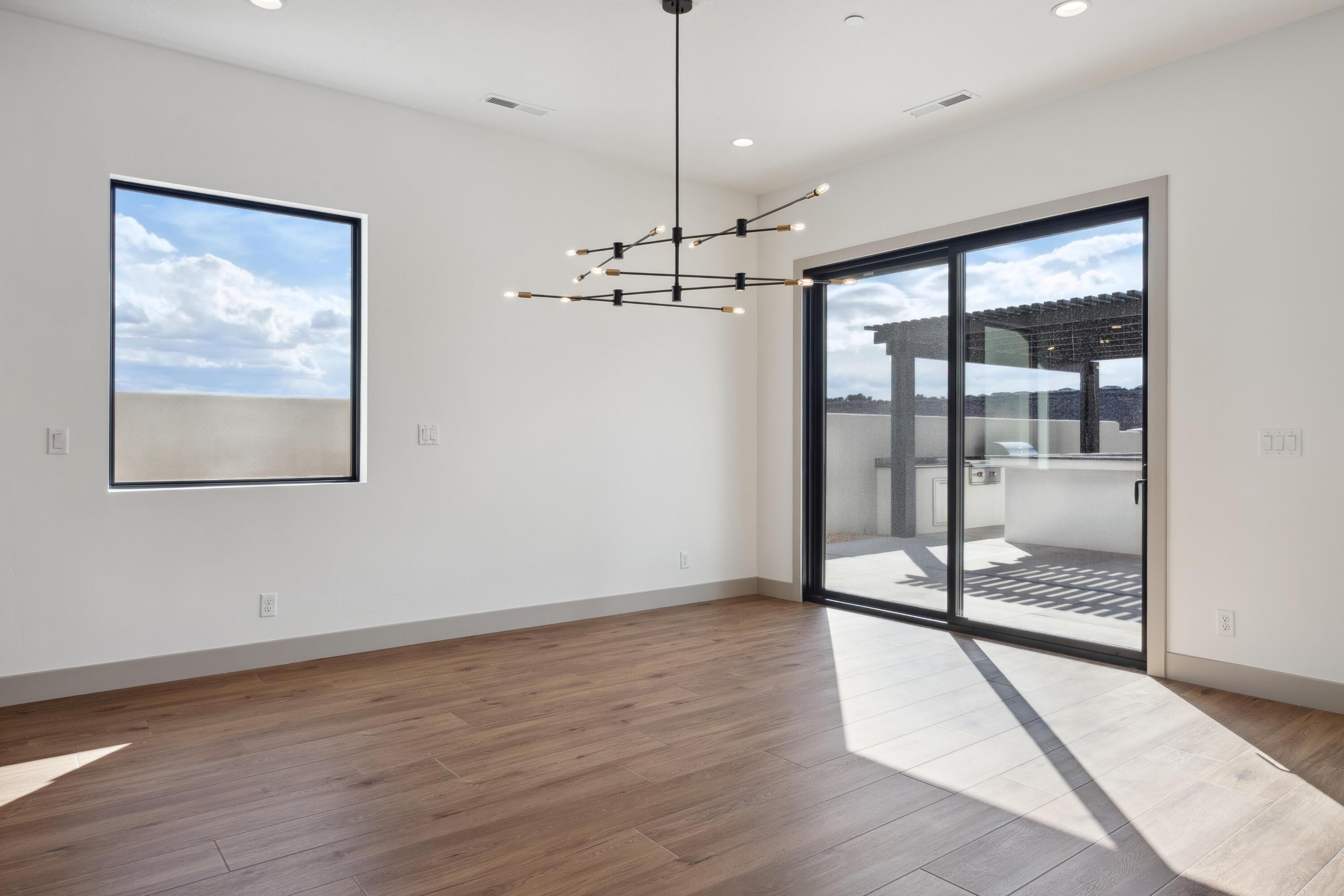 ISLAND AT CORAL CANYON - Residential