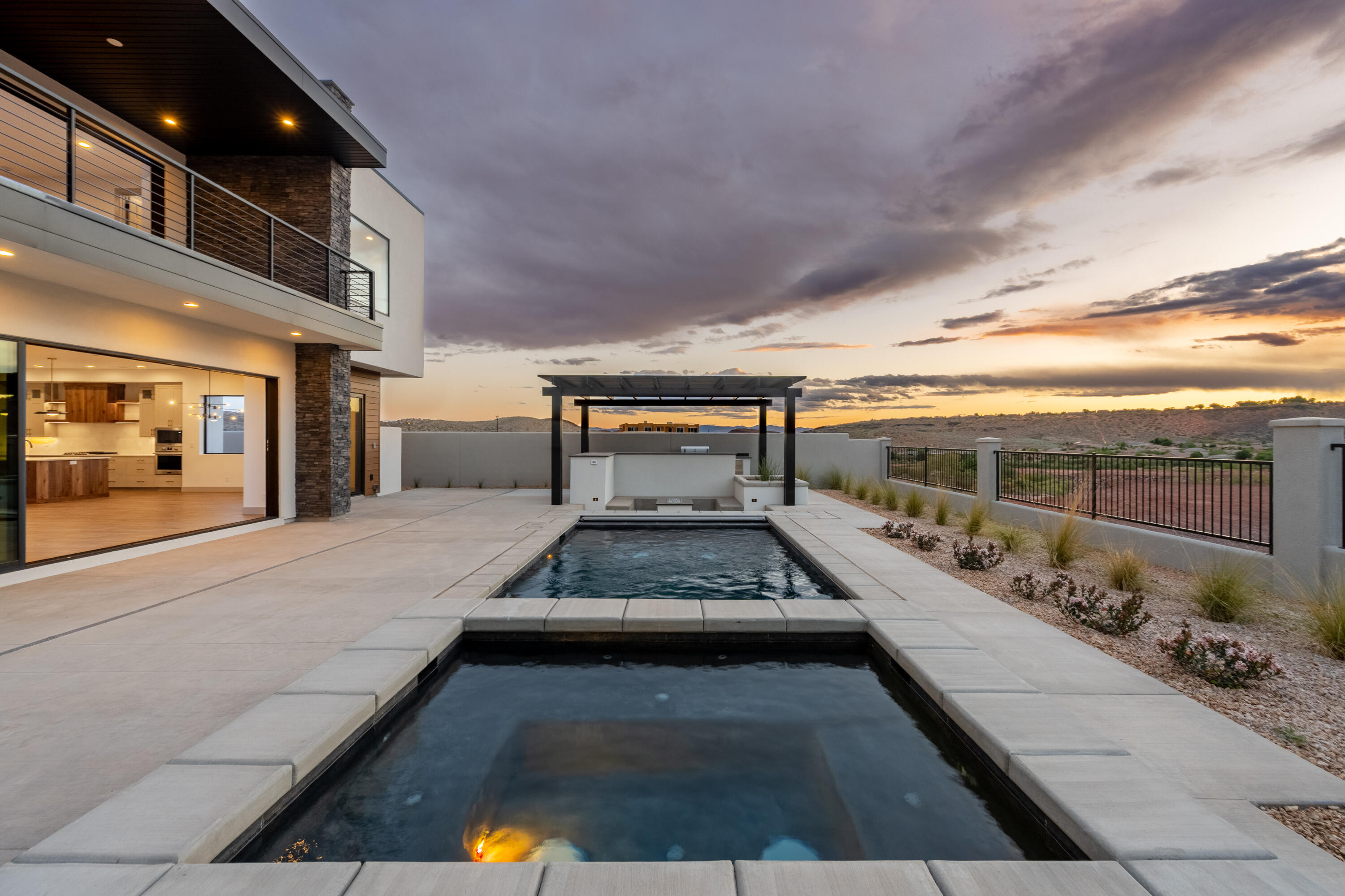 ISLAND AT CORAL CANYON - Residential