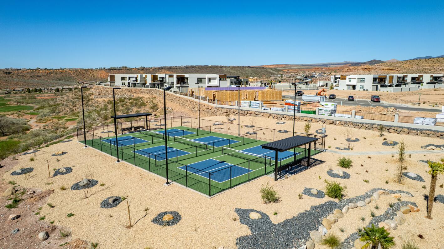 ISLAND AT CORAL CANYON - Residential