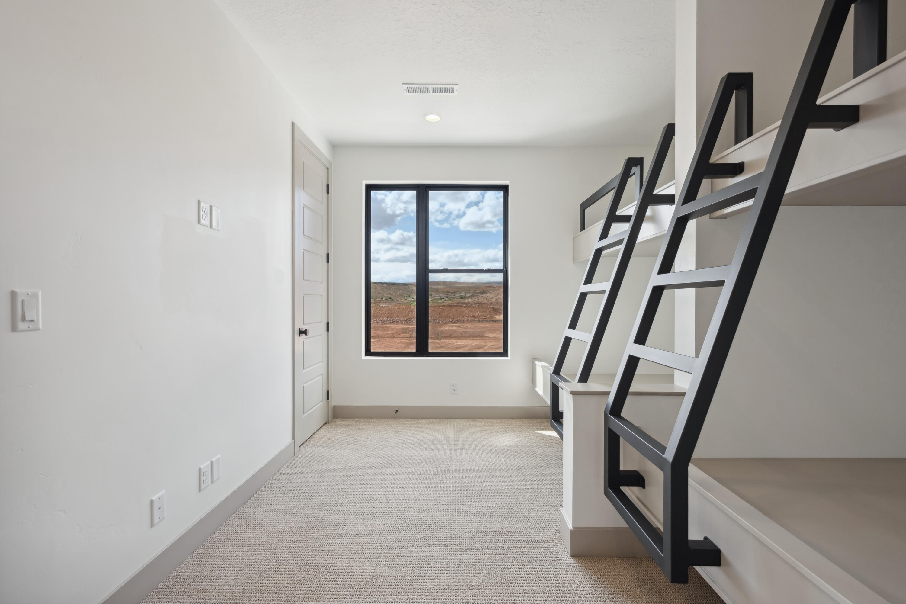 ISLAND AT CORAL CANYON - Residential