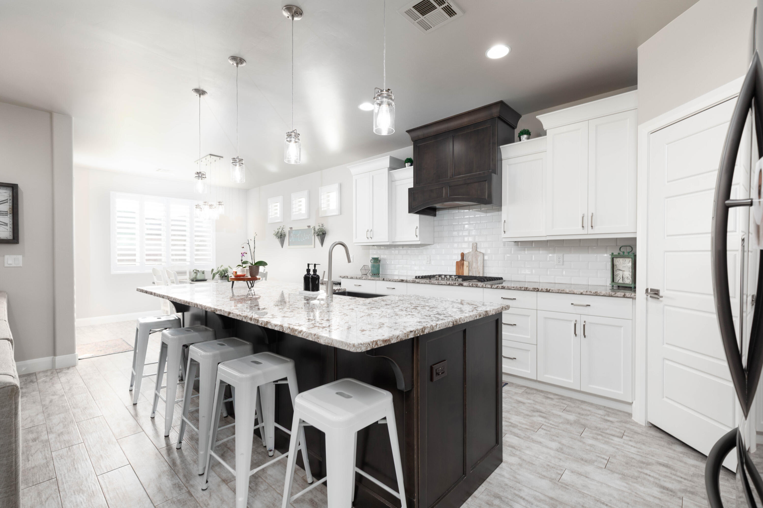 DESERT HEIGHTS - Residential