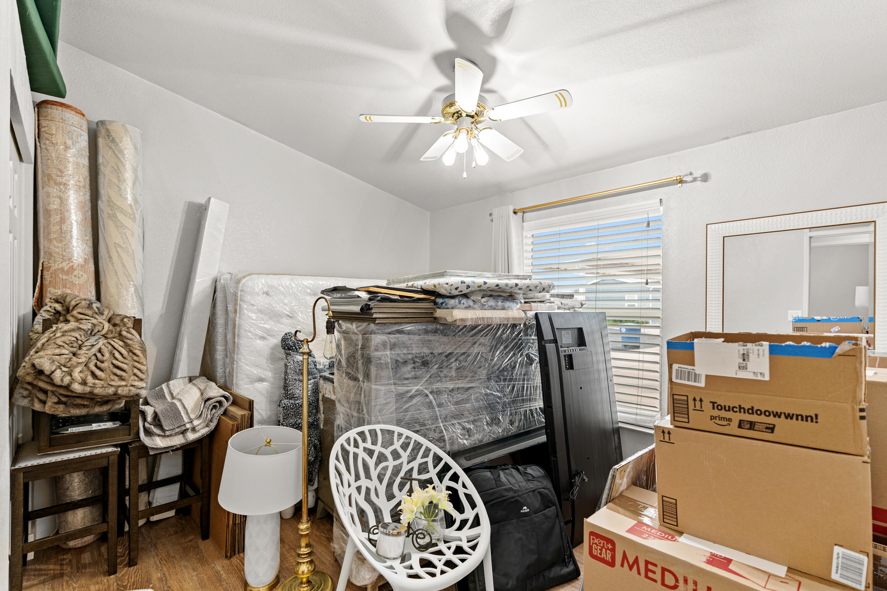 LAVA BLUFF MOBILE HOME PARK - Residential