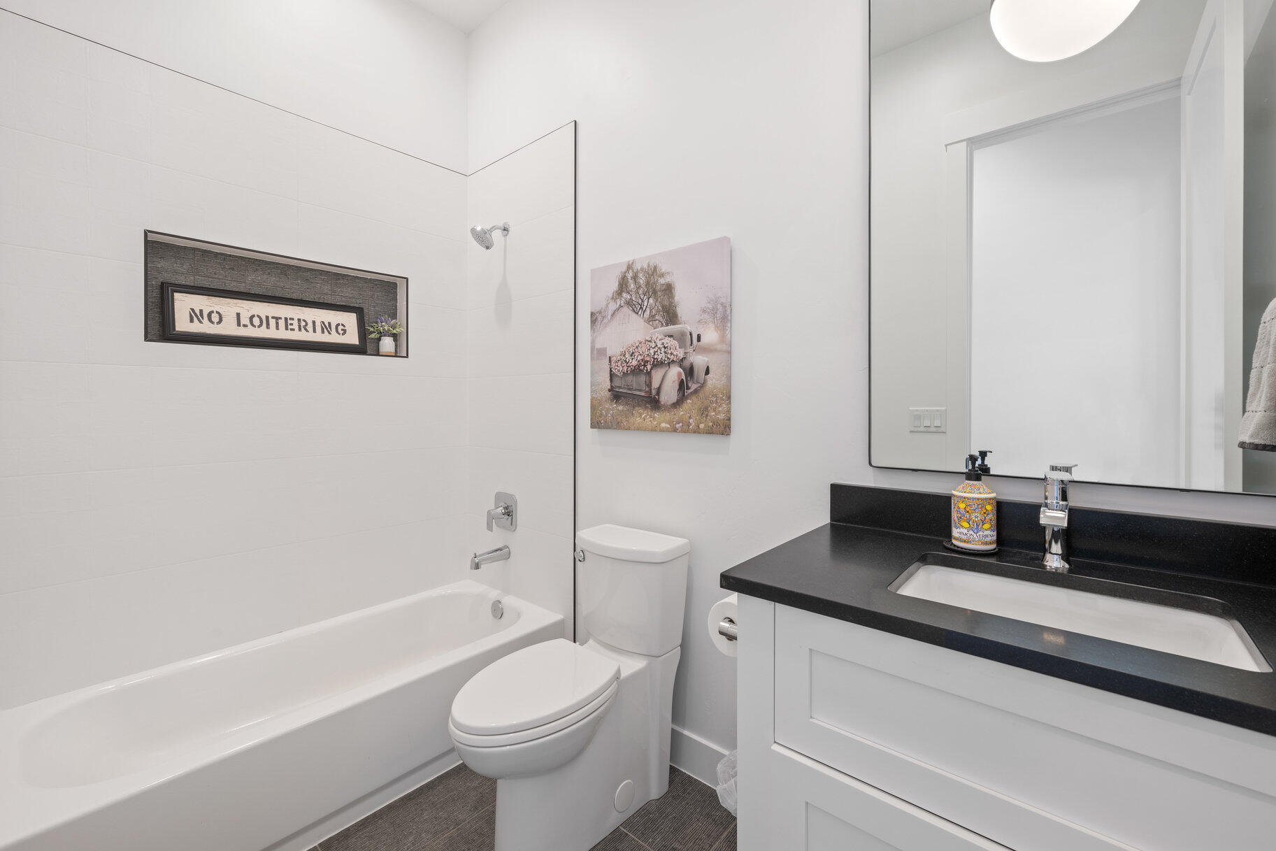 BRIDLE GATE ESTATES - Residential