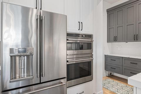 Tiny photo for 2616 S 3210 E, Saint George, UT 84790 (MLS # 26-268486)