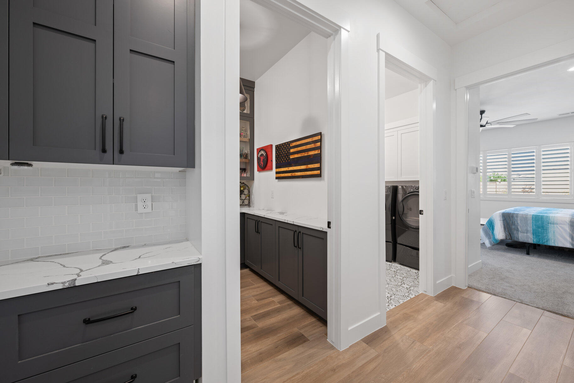 BRIDLE GATE ESTATES - Residential