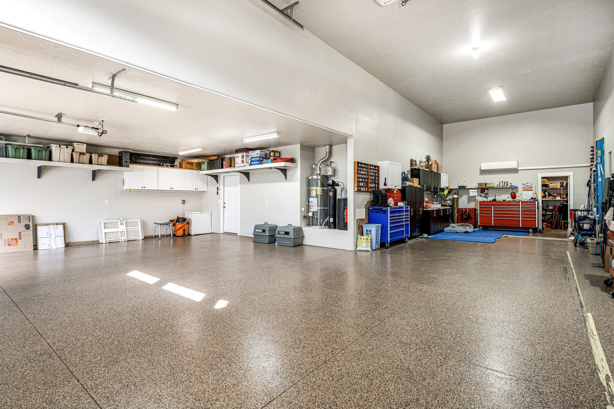 CHATEAUS AT RIVERWOOD ESTATES - Residential