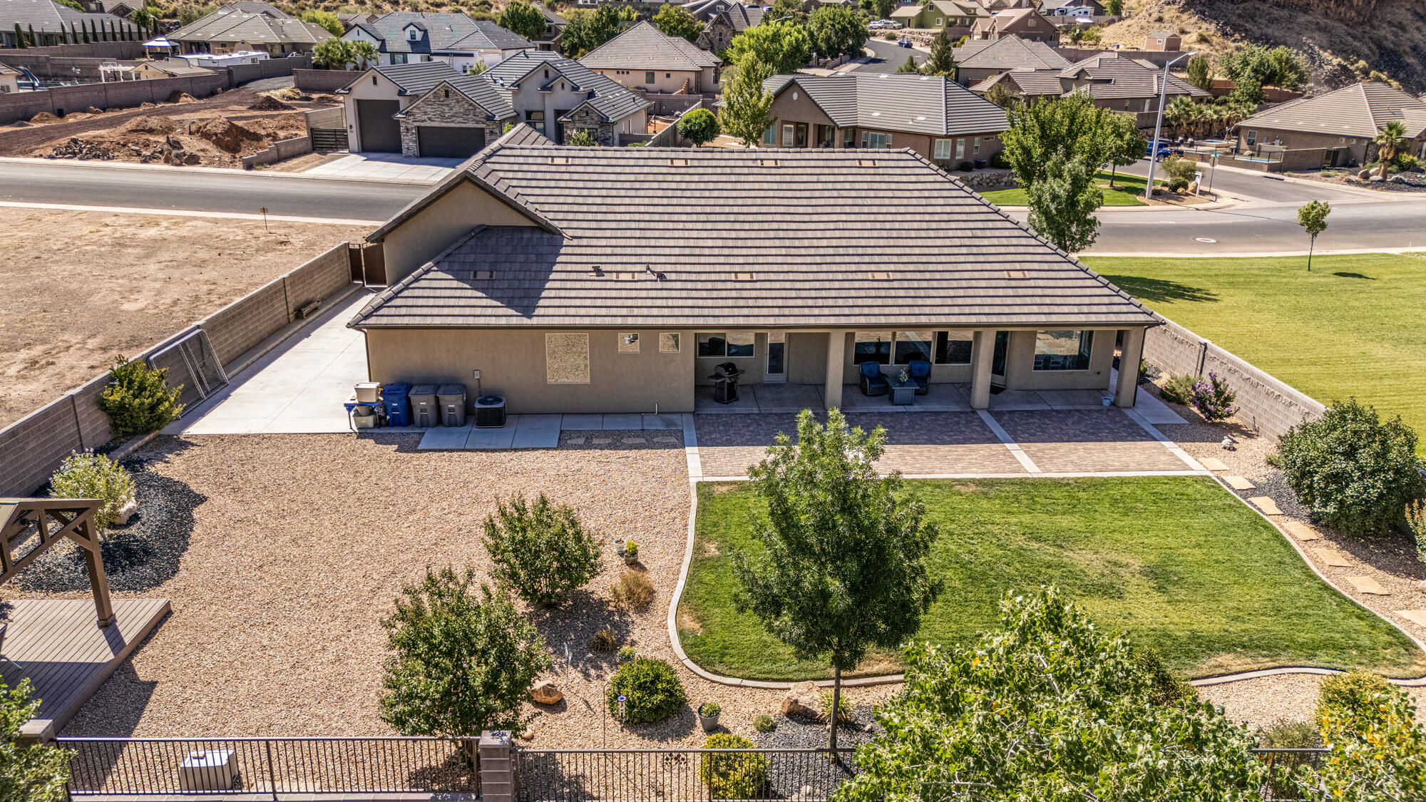 CHATEAUS AT RIVERWOOD ESTATES - Residential