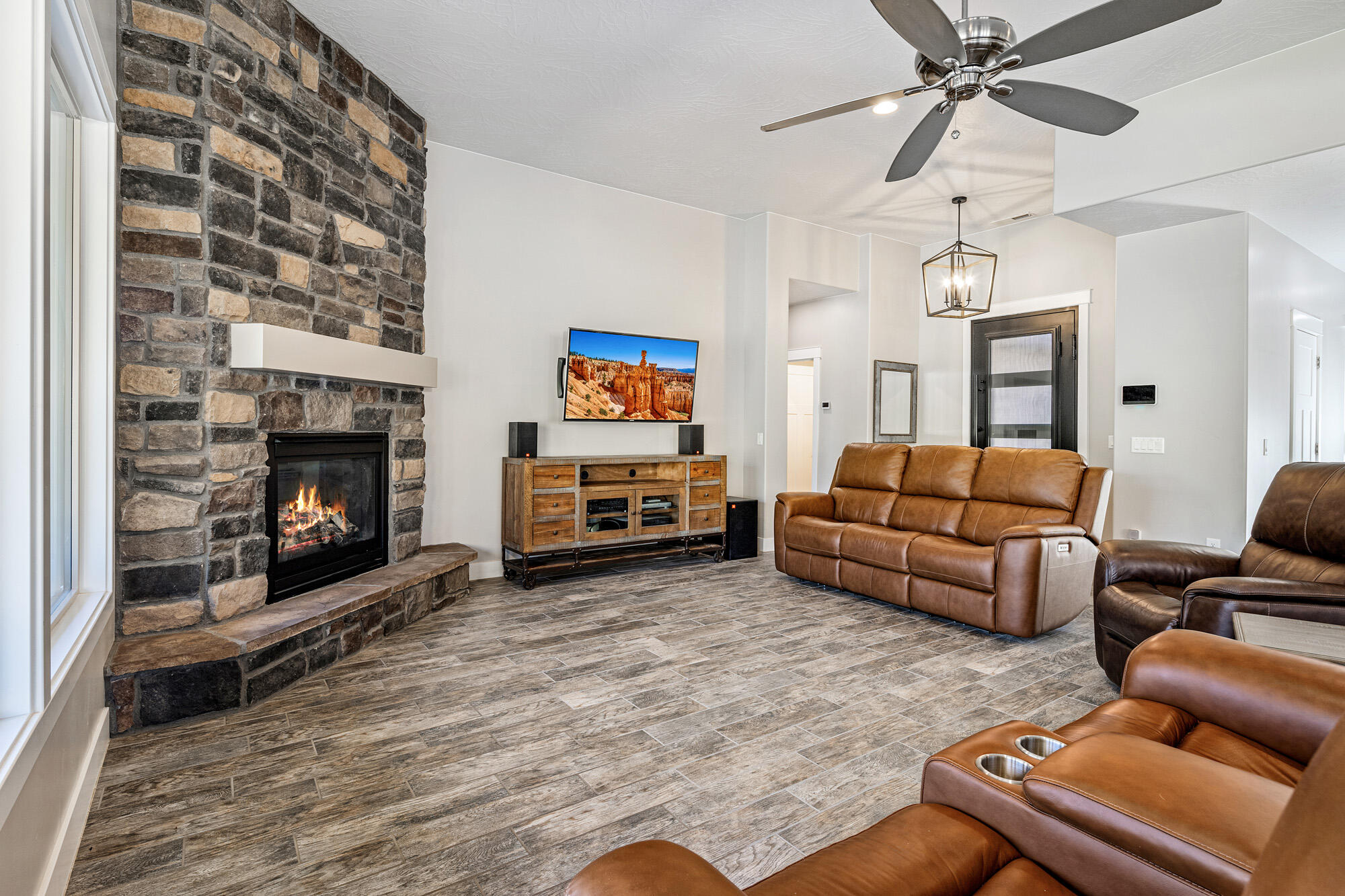 CHATEAUS AT RIVERWOOD ESTATES - Residential