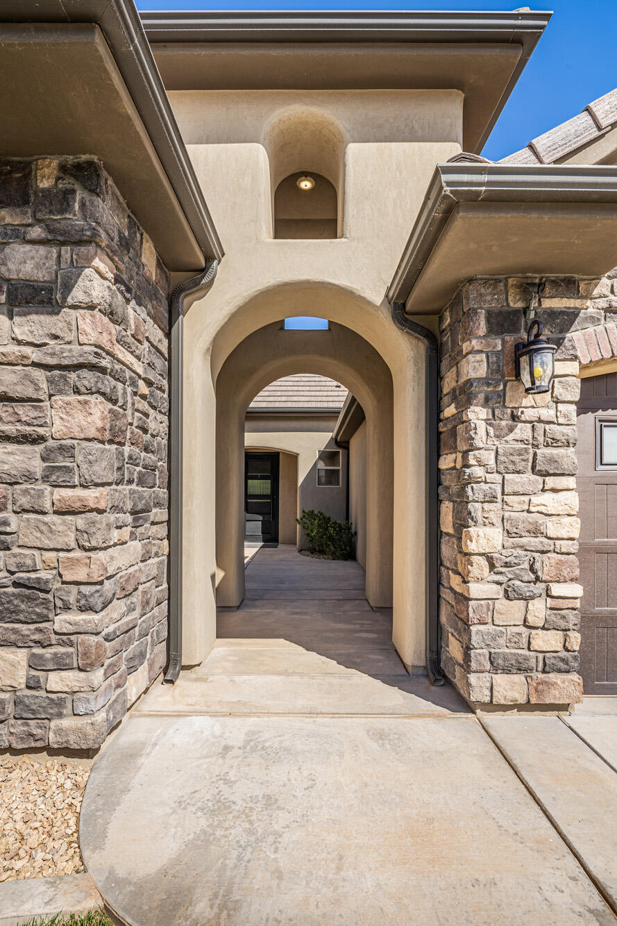 CHATEAUS AT RIVERWOOD ESTATES - Residential