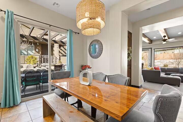 CORAL RIDGE TOWNHOMES - Residential