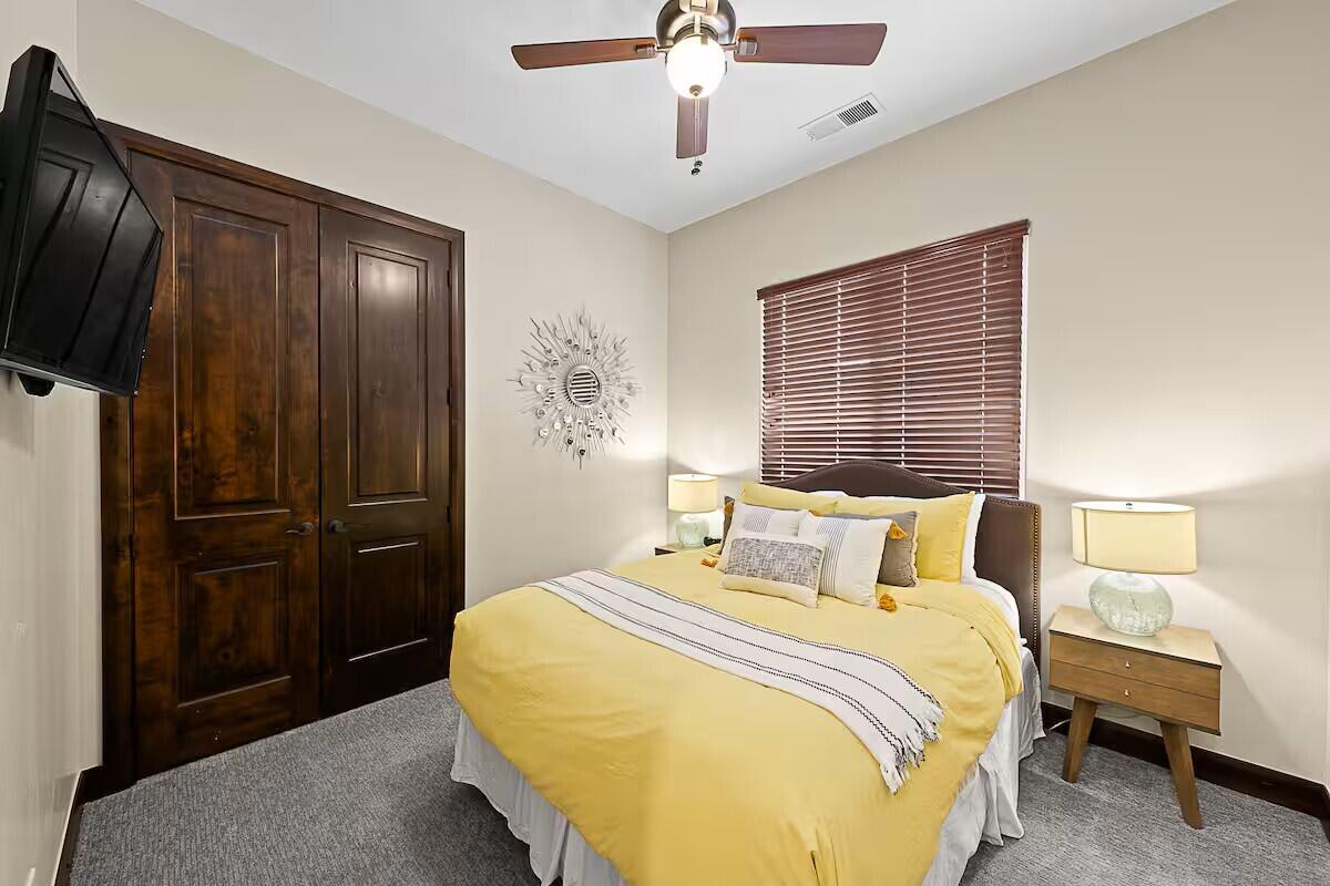 CORAL RIDGE TOWNHOMES - Residential