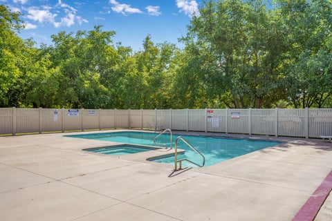 Tiny photo for 320 N Sunflower DR 4 #4, Saint George, UT 84790 (MLS # 26-276956)