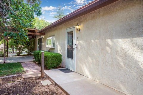 Tiny photo for 320 N Sunflower DR 4 #4, Saint George, UT 84790 (MLS # 26-276956)