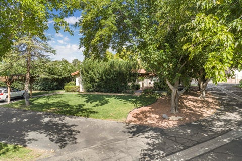 Tiny photo for 320 N Sunflower DR 4 #4, Saint George, UT 84790 (MLS # 26-276956)