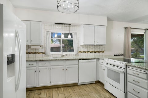 Tiny photo for 320 N Sunflower DR 4 #4, Saint George, UT 84790 (MLS # 26-276956)