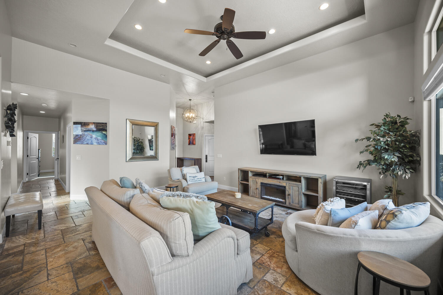 RETREAT AT SAND HOLLOW RESORT - Residential