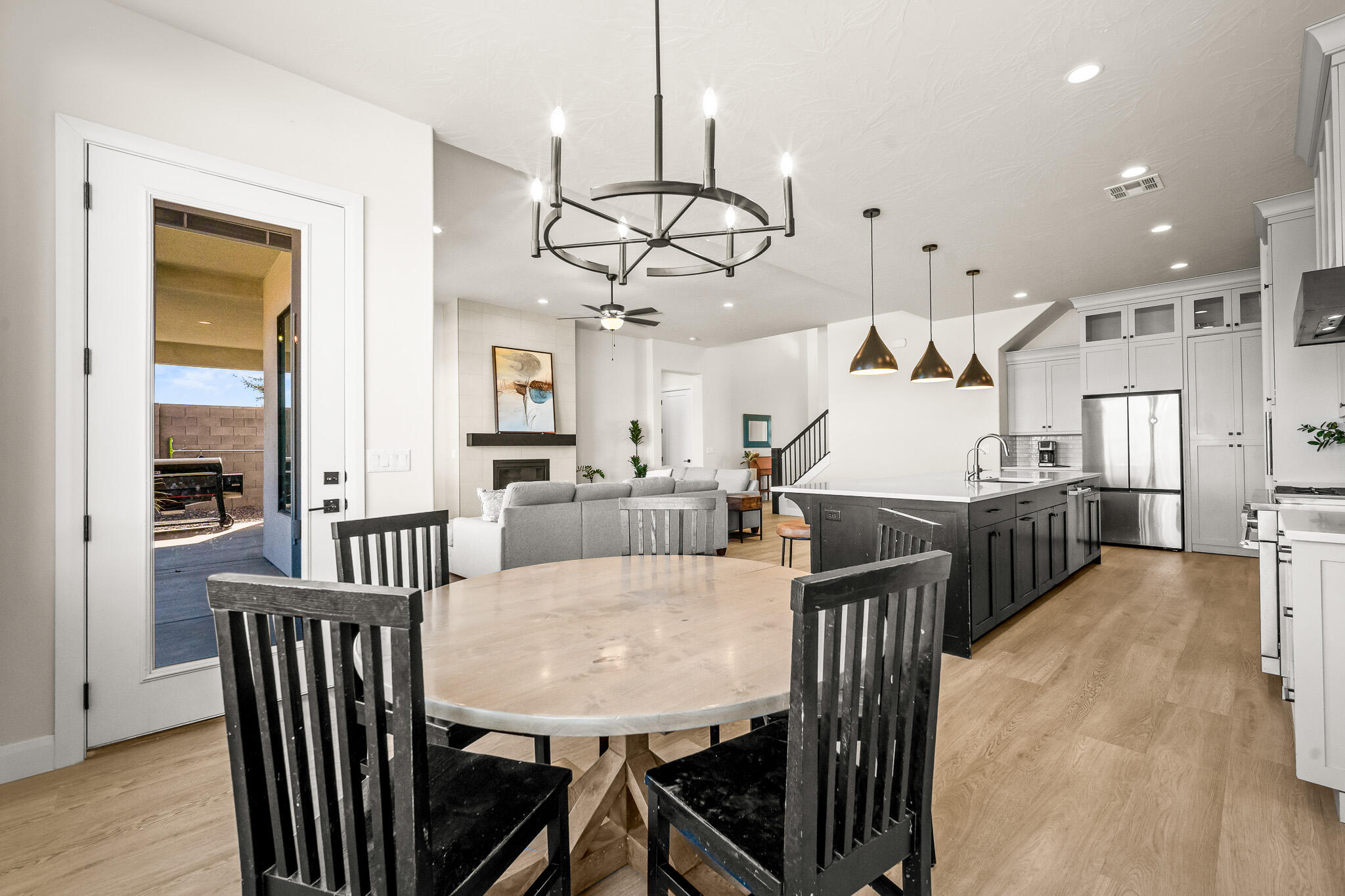 FRANKLIN FIELDS - Residential