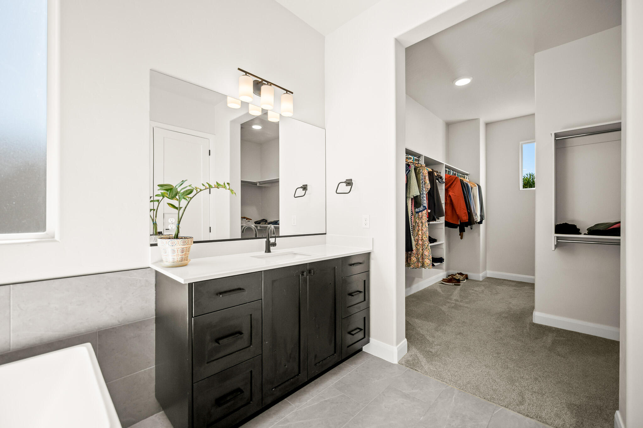 FRANKLIN FIELDS - Residential