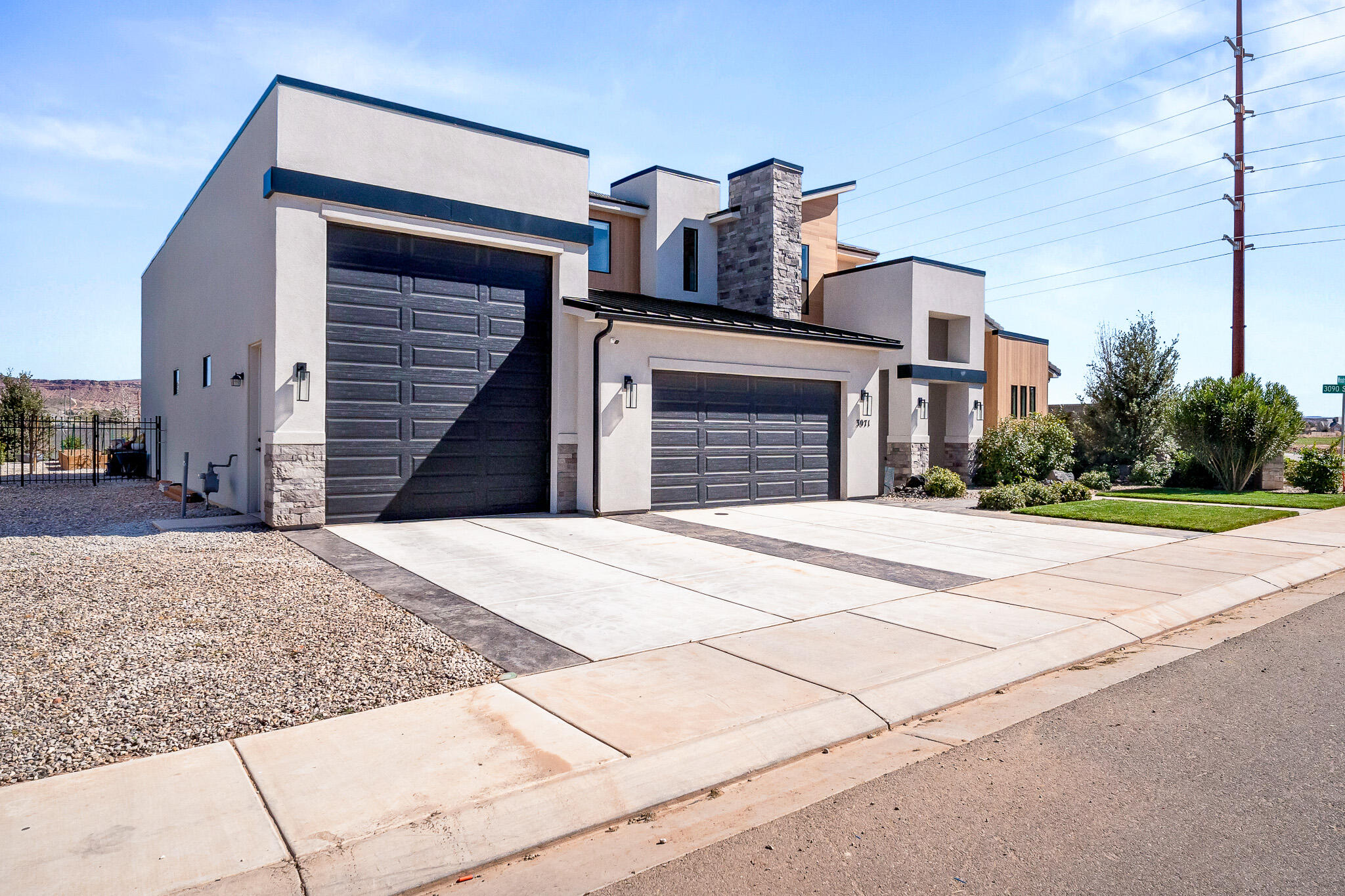 FRANKLIN FIELDS - Residential