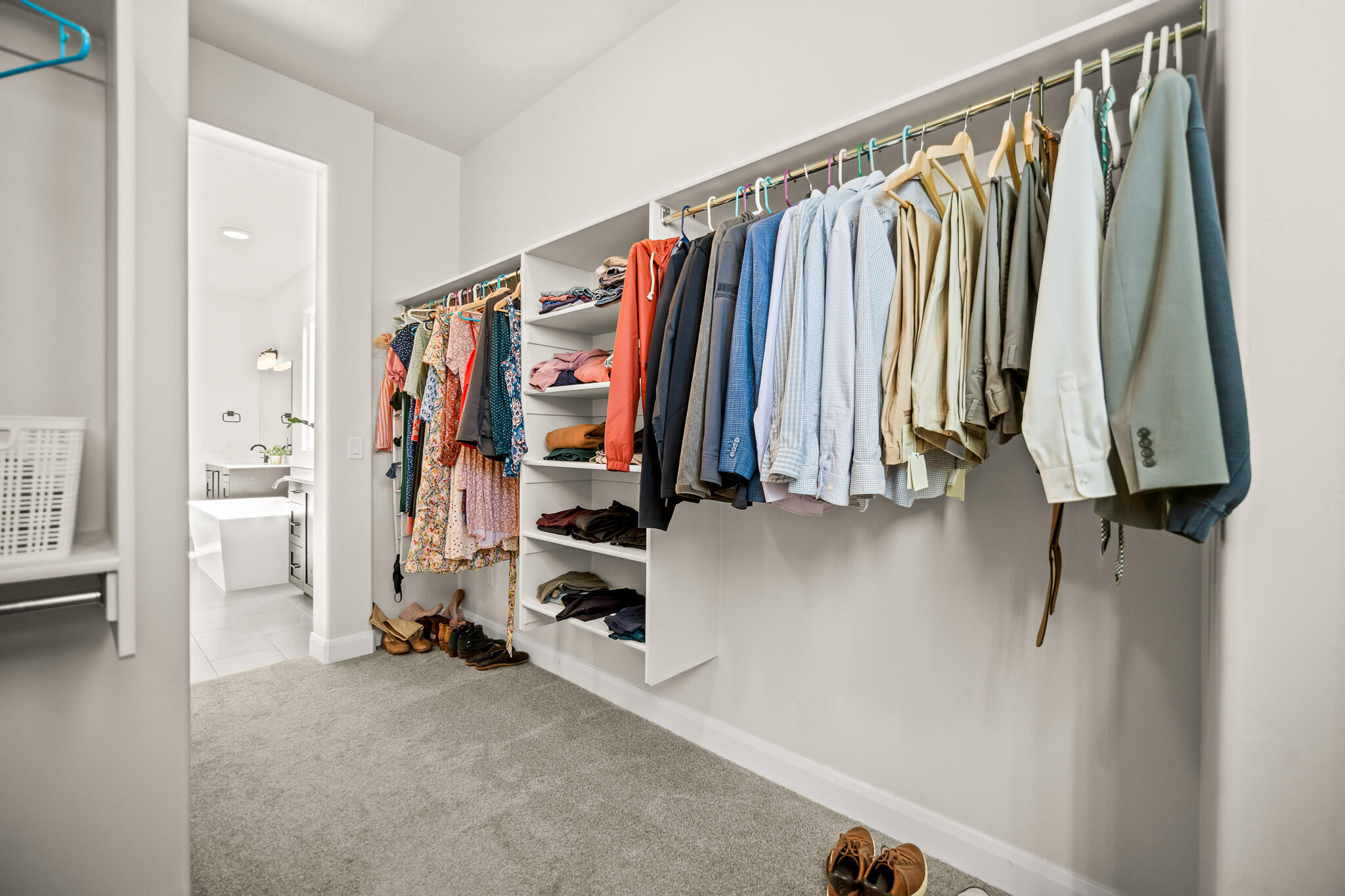 FRANKLIN FIELDS - Residential