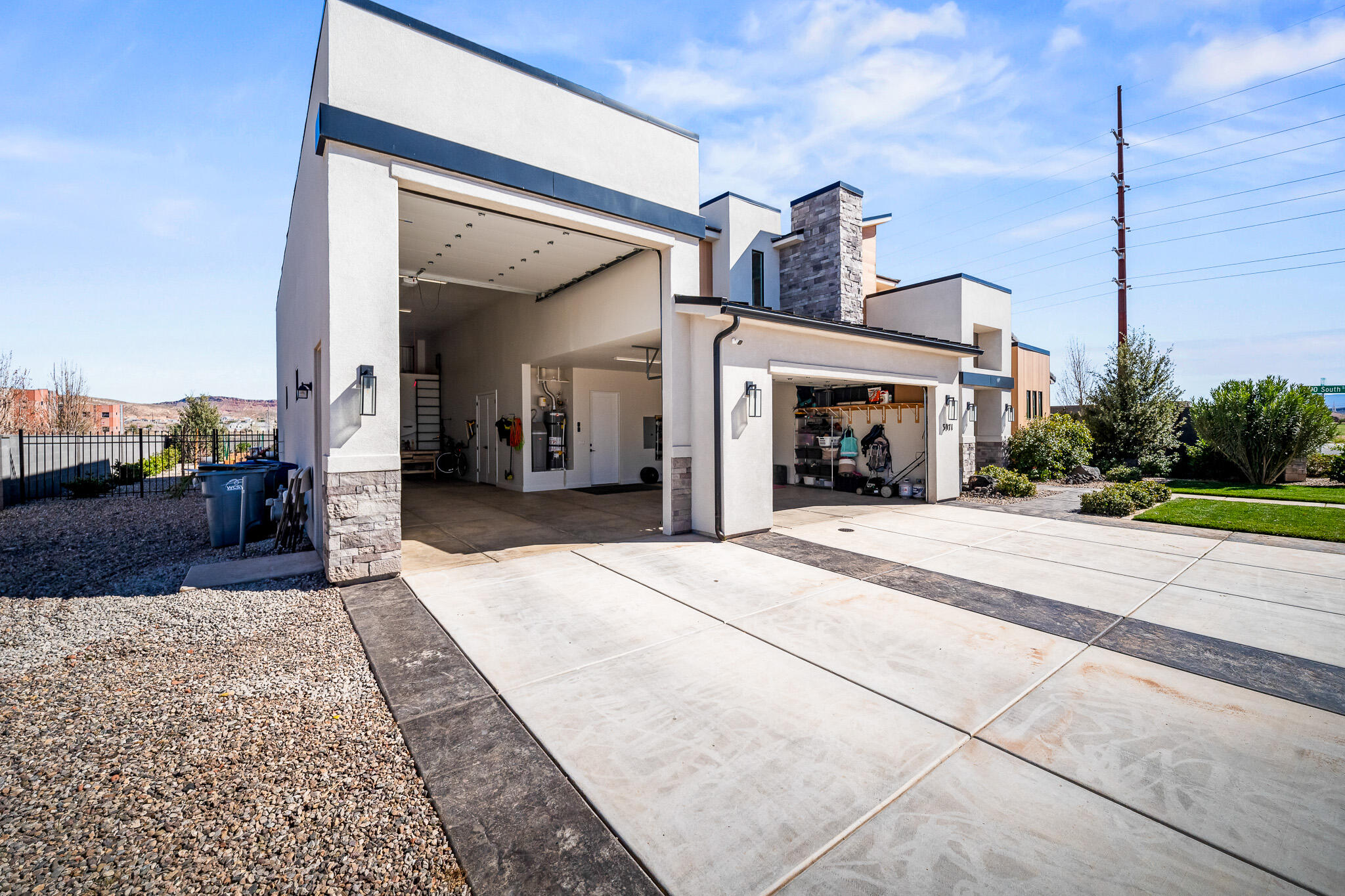 FRANKLIN FIELDS - Residential